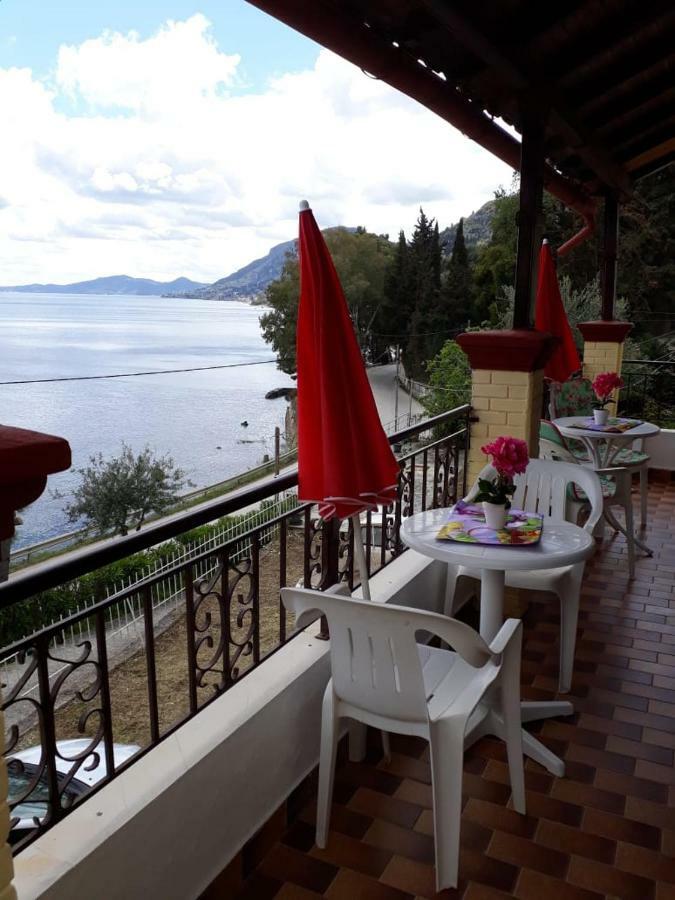 Sol E Mar Sea Side View Guesthouse Перама Экстерьер фото